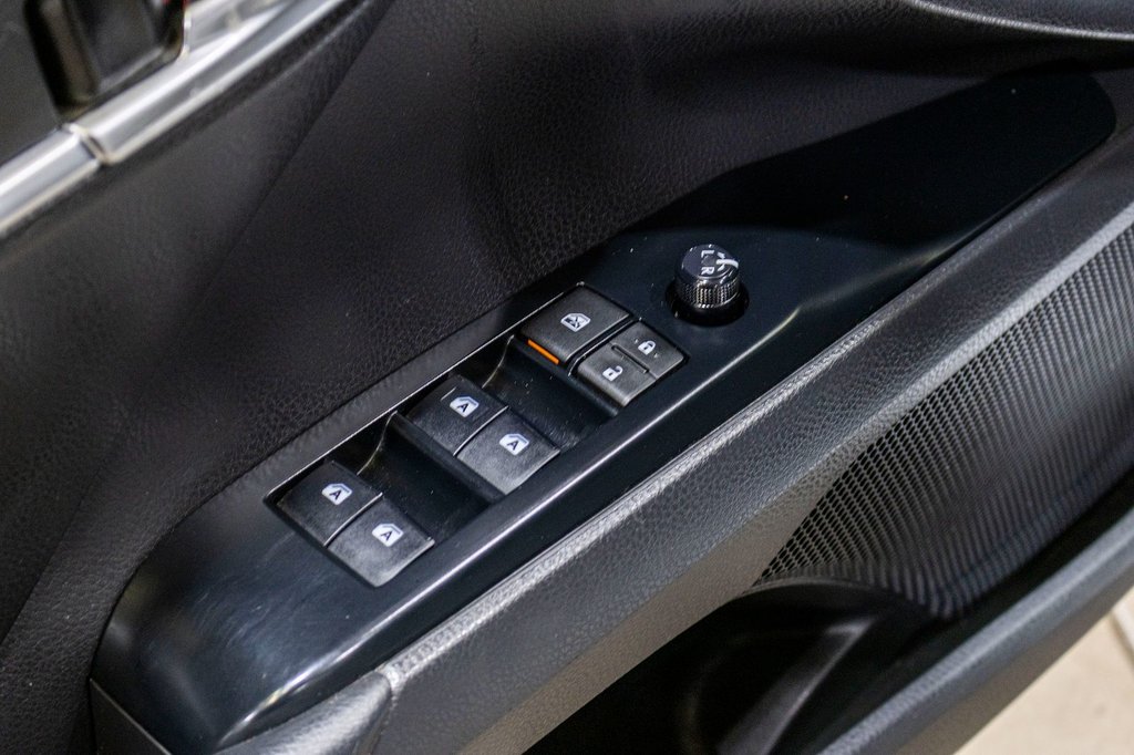 Toyota Camry LE 2020 à Saint-Jérôme, Québec - 25 - w1024h768px