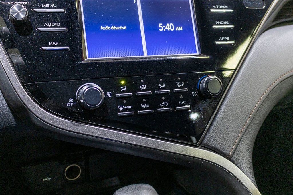 Toyota Camry LE 2020 à Saint-Jérôme, Québec - 13 - w1024h768px