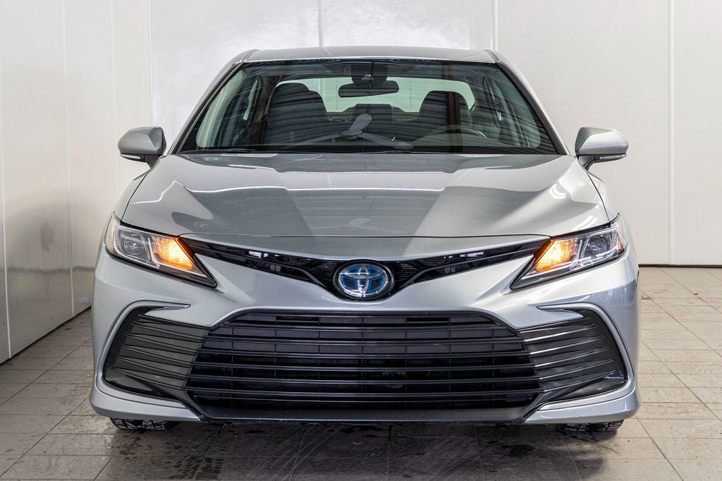 2021 Toyota Camry Hybrid LE **JAMAIS ACCIDENTÉ** CAMÉRA+CARPLAY+MAG in Charlemagne, Quebec - 2 - w1024h768px