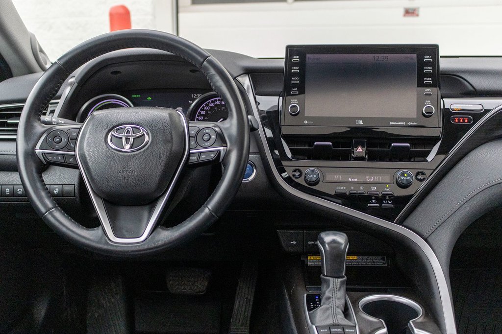 Toyota Camry Hybrid XLE 2021 à Charlemagne, Québec - 8 - w1024h768px