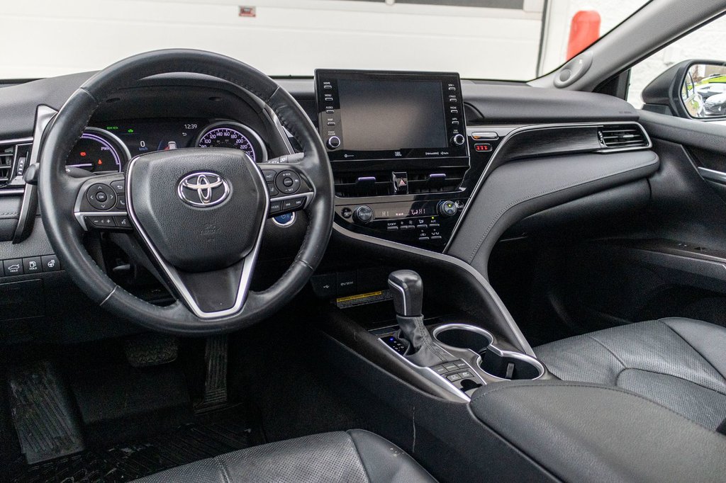 Toyota Camry Hybrid XLE 2021 à Charlemagne, Québec - 7 - w1024h768px