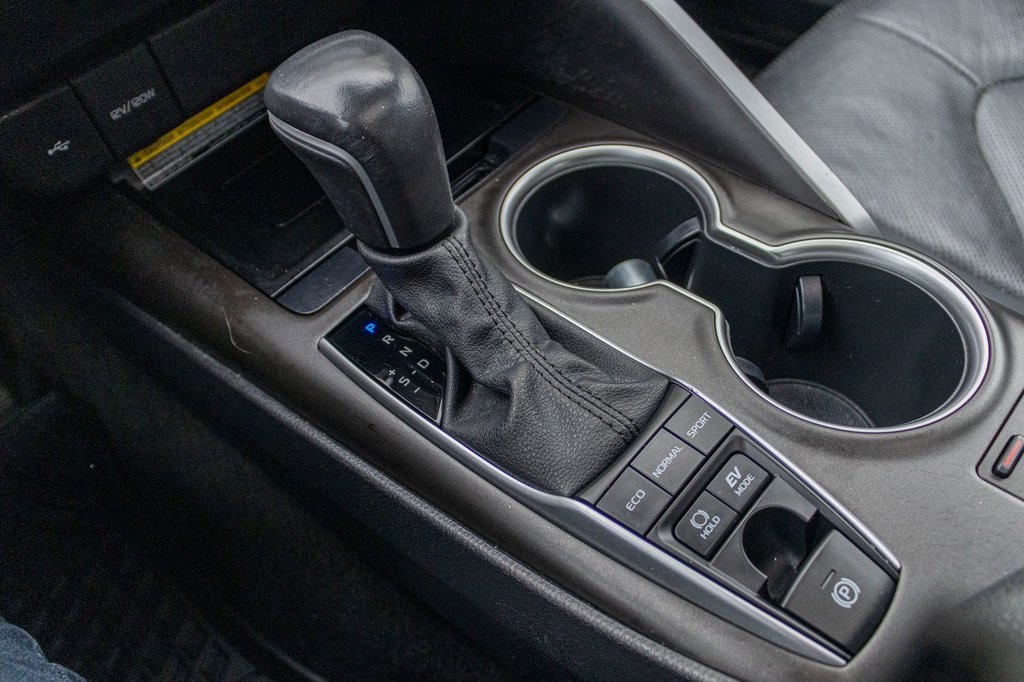 Toyota Camry Hybrid XLE 2021 à Charlemagne, Québec - 15 - w1024h768px