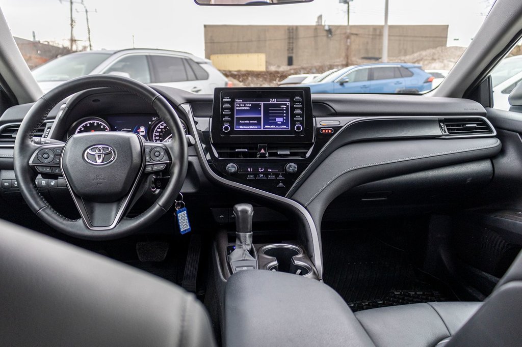 Toyota Camry SE AWD **CUIR+CARPLAY+CAMÉRA+MAG** 2023 à Saint-Jérôme, Québec - 21 - w1024h768px