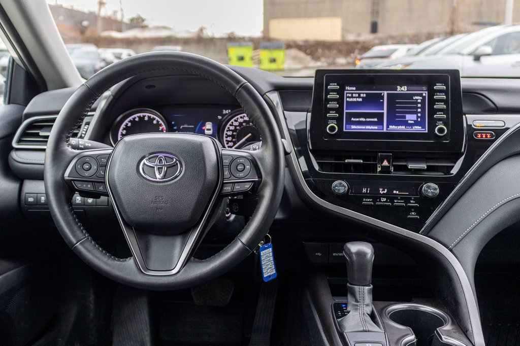 Toyota Camry SE AWD **CUIR+CARPLAY+CAMÉRA+MAG** 2023 à Saint-Jérôme, Québec - 8 - w1024h768px