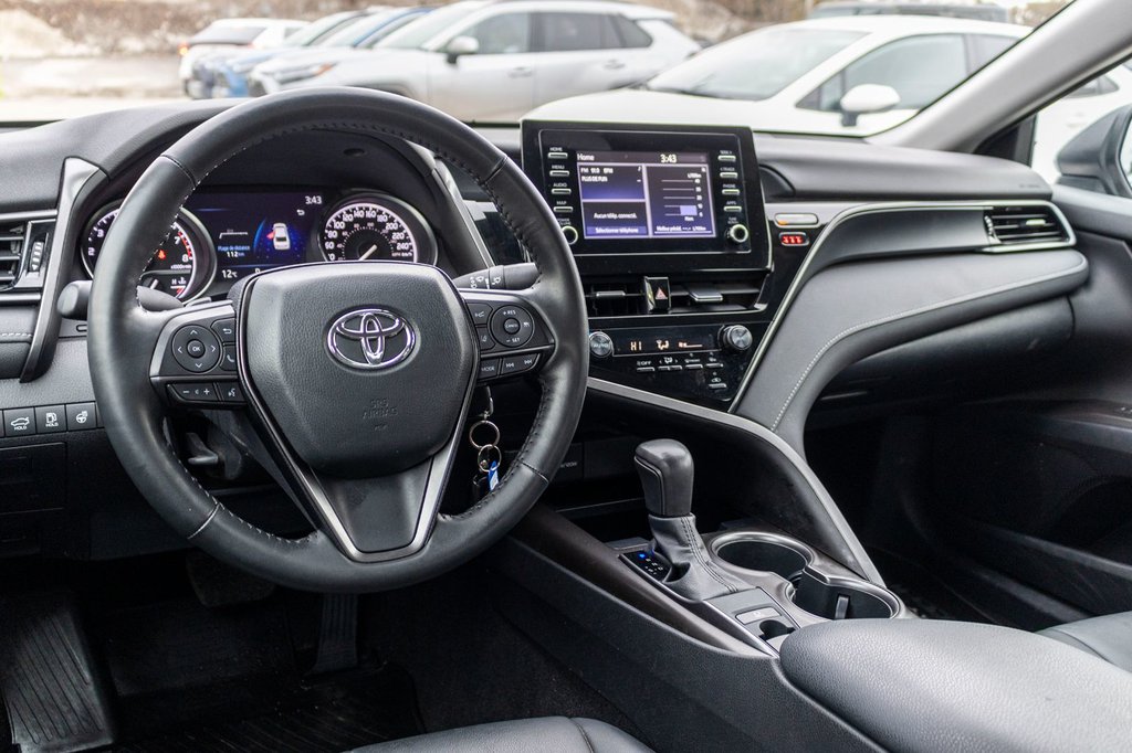 Toyota Camry SE AWD **CUIR+CARPLAY+CAMÉRA+MAG** 2023 à Saint-Jérôme, Québec - 7 - w1024h768px