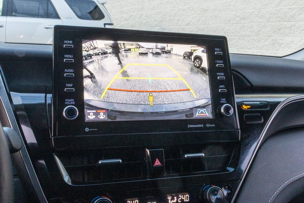 2024 Toyota Camry SE in Charlemagne, Quebec - 16 - w1024h768px