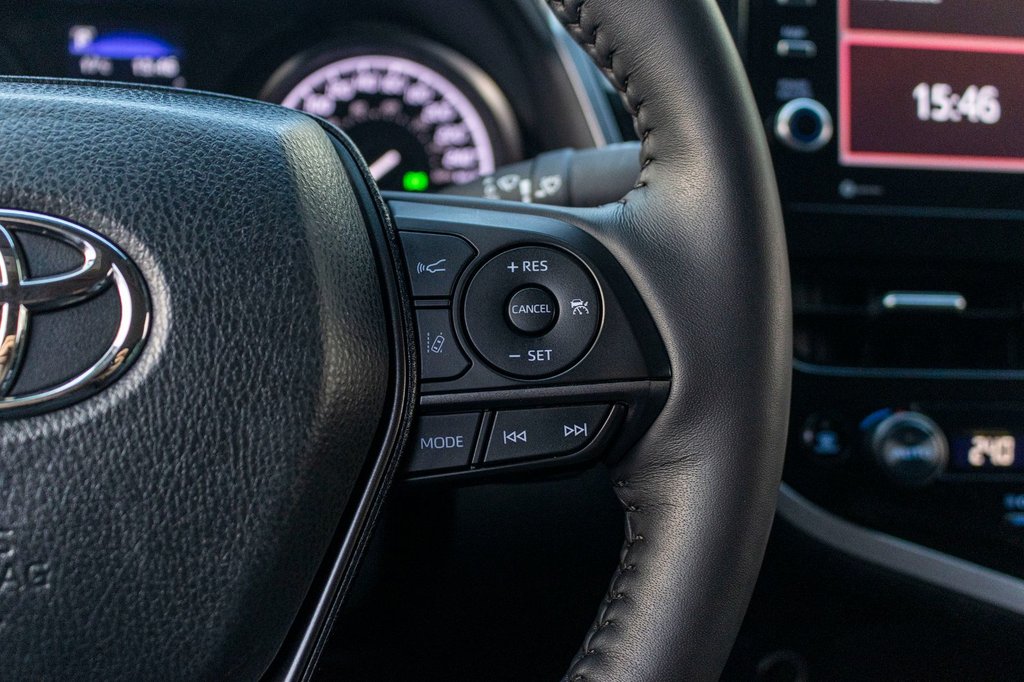 2024 Toyota Camry SE in Charlemagne, Quebec - 12 - w1024h768px