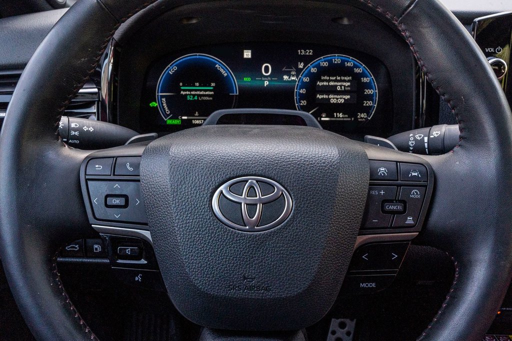 Toyota Camry Hybride XSE **CUIR ROUGE+TOIT PANO+19PO+JBL+CAMÉRA 360** 2025 à Charlemagne, Québec - 9 - w1024h768px