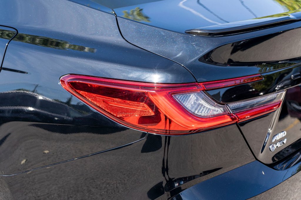 Toyota Camry Hybride XSE **CUIR ROUGE+TOIT PANO+19PO+JBL+CAMÉRA 360** 2025 à Charlemagne, Québec - 29 - w1024h768px