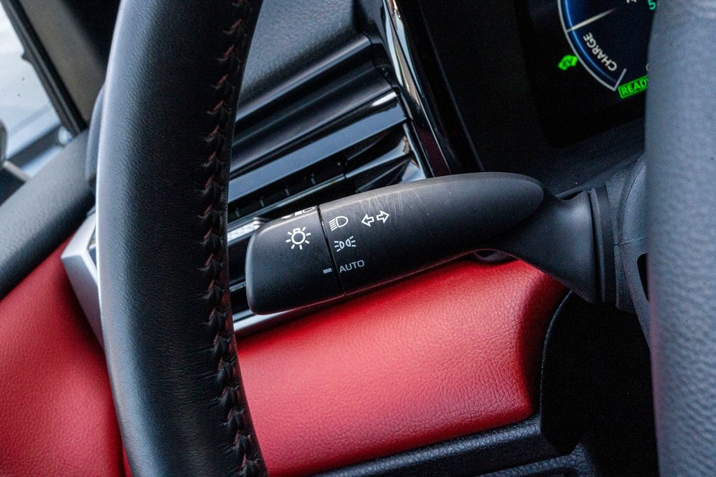 Toyota Camry Hybride XSE **CUIR ROUGE+TOIT PANO+19PO+JBL+CAMÉRA 360** 2025 à Charlemagne, Québec - 17 - w1024h768px