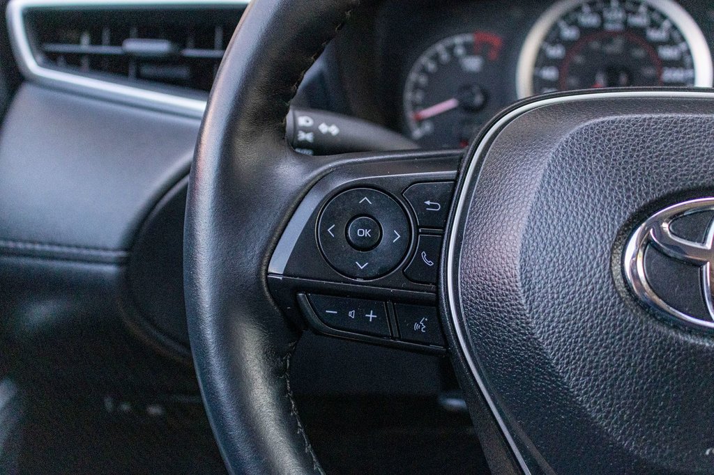 Toyota COROLLA CROSS LE **JAMAIS ACCIDENTÉ+CARPLAY+CAMÉRA+MAG** 2022 à Charlemagne, Québec - 10 - w1024h768px