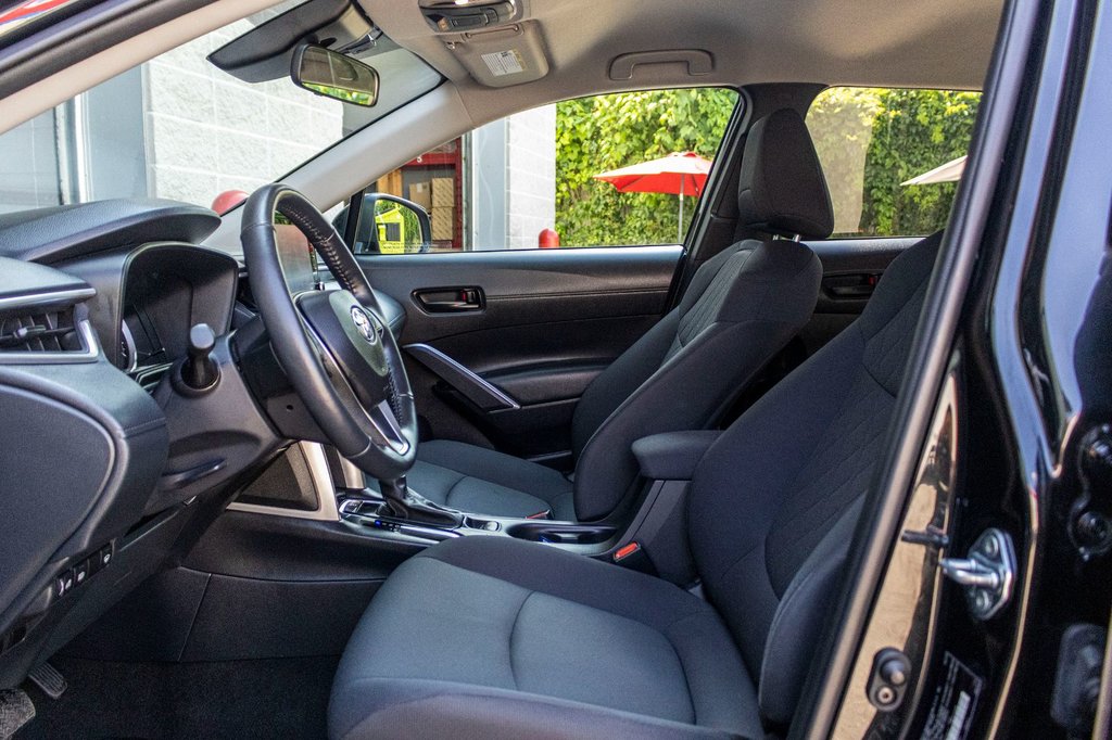 Toyota COROLLA CROSS LE **JAMAIS ACCIDENTÉ+CARPLAY+CAMÉRA+MAG** 2022 à Charlemagne, Québec - 23 - w1024h768px