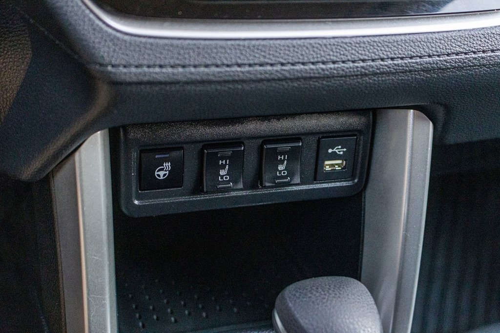 Toyota COROLLA CROSS LE **JAMAIS ACCIDENTÉ+CARPLAY+CAMÉRA+MAG** 2022 à Charlemagne, Québec - 14 - w1024h768px
