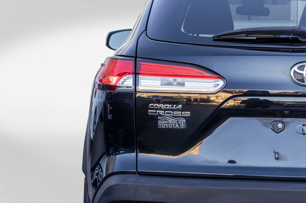 2022 Toyota Corolla Cross LE AWD **JAMAIS ACCIDENTÉ+CARPLAY+CAMÉRA+MAG** in Charlemagne, Quebec - 33 - w1024h768px