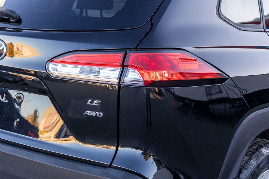 2022 Toyota Corolla Cross LE AWD **JAMAIS ACCIDENTÉ+CARPLAY+CAMÉRA+MAG** in Charlemagne, Quebec - 36 - w1024h768px
