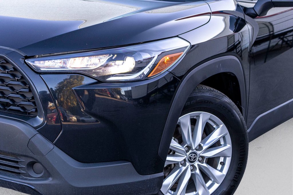 2022 Toyota Corolla Cross LE AWD **JAMAIS ACCIDENTÉ+CARPLAY+CAMÉRA+MAG** in Charlemagne, Quebec - 38 - w1024h768px