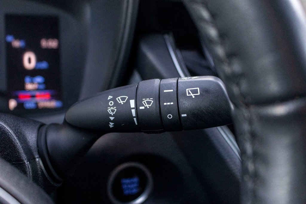2022 Toyota Corolla Cross LE AWD **JAMAIS ACCIDENTÉ+CARPLAY+CAMÉRA+MAG** in Charlemagne, Quebec - 21 - w1024h768px
