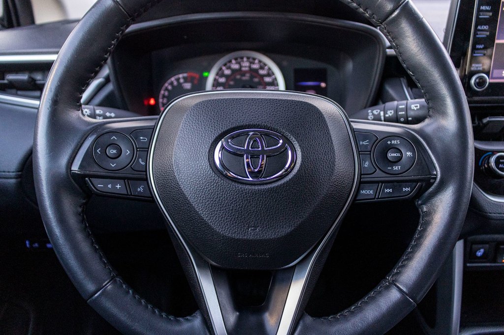 2022 Toyota Corolla Cross LE AWD **JAMAIS ACCIDENTÉ+CARPLAY+CAMÉRA+MAG** in Charlemagne, Quebec - 11 - w1024h768px