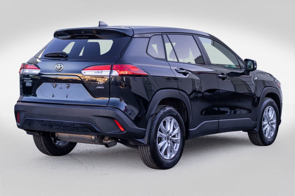 2022 Toyota Corolla Cross LE AWD **JAMAIS ACCIDENTÉ+CARPLAY+CAMÉRA+MAG** in Charlemagne, Quebec - 5 - w1024h768px