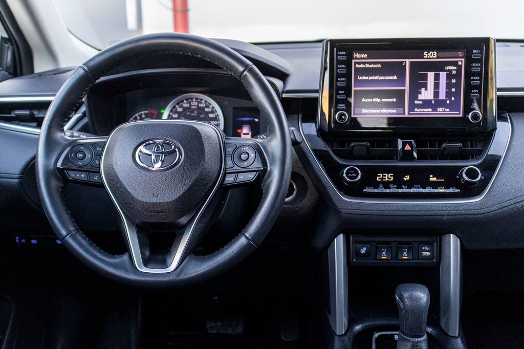 2022 Toyota Corolla Cross LE AWD **JAMAIS ACCIDENTÉ+CARPLAY+CAMÉRA+MAG** in Charlemagne, Quebec - 8 - w1024h768px