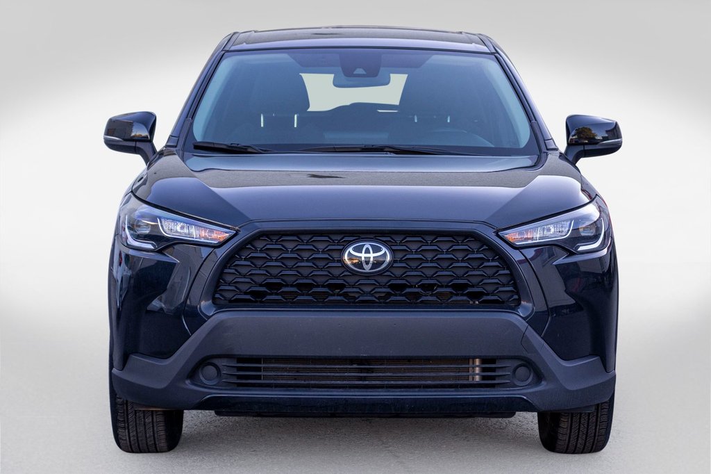 2022 Toyota Corolla Cross LE AWD **JAMAIS ACCIDENTÉ+CARPLAY+CAMÉRA+MAG** in Charlemagne, Quebec - 2 - w1024h768px