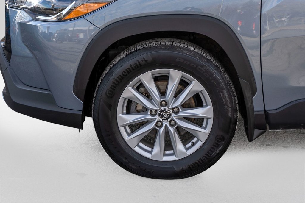 2022 Toyota Corolla Cross LE AWD **JAMAIS ACCIDENTÉ+CARPLAY+CAMÉRA+MAG** in Charlemagne, Quebec - 26 - w1024h768px