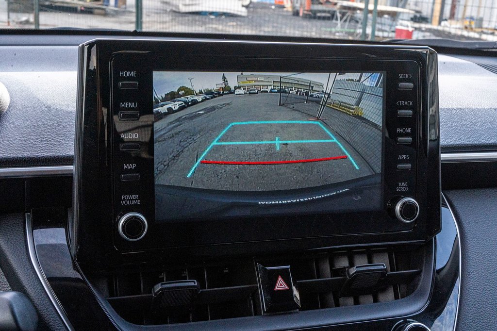2022 Toyota Corolla Cross LE AWD **JAMAIS ACCIDENTÉ+CARPLAY+CAMÉRA+MAG** in Charlemagne, Quebec - 14 - w1024h768px