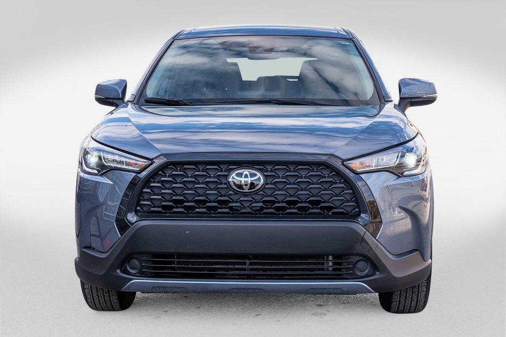 2022 Toyota Corolla Cross LE AWD **JAMAIS ACCIDENTÉ+CARPLAY+CAMÉRA+MAG** in Charlemagne, Quebec - 2 - w1024h768px