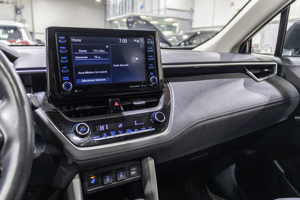 Toyota Corolla Cross LE AWD PREMIUM **JAMAIS ACCIDENTÉ+TOIT+MAG** 2022 à Charlemagne, Québec - 14 - w1024h768px