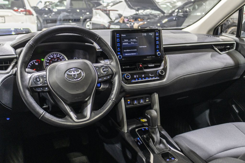 Toyota Corolla Cross LE AWD PREMIUM **JAMAIS ACCIDENTÉ+TOIT+MAG** 2022 à Charlemagne, Québec - 6 - w1024h768px