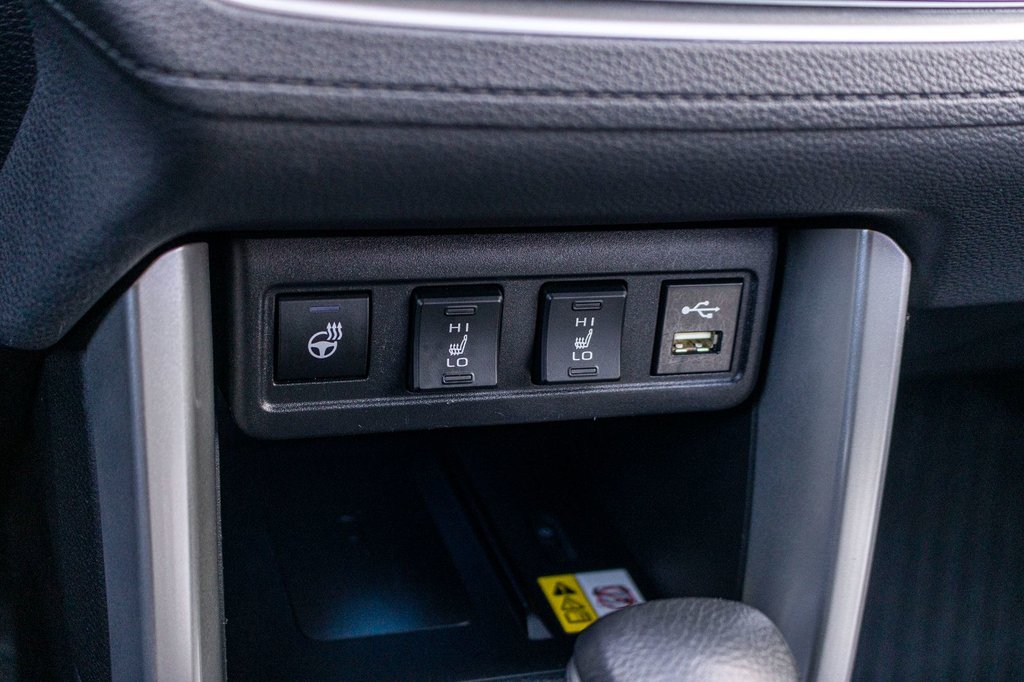 Toyota Corolla Cross XLE AWD **JAMAIS ACCIDENTÉ+CUIR+TOIT+JBL+CARPLAY** 2022 à Saint-Jérôme, Québec - 16 - w1024h768px