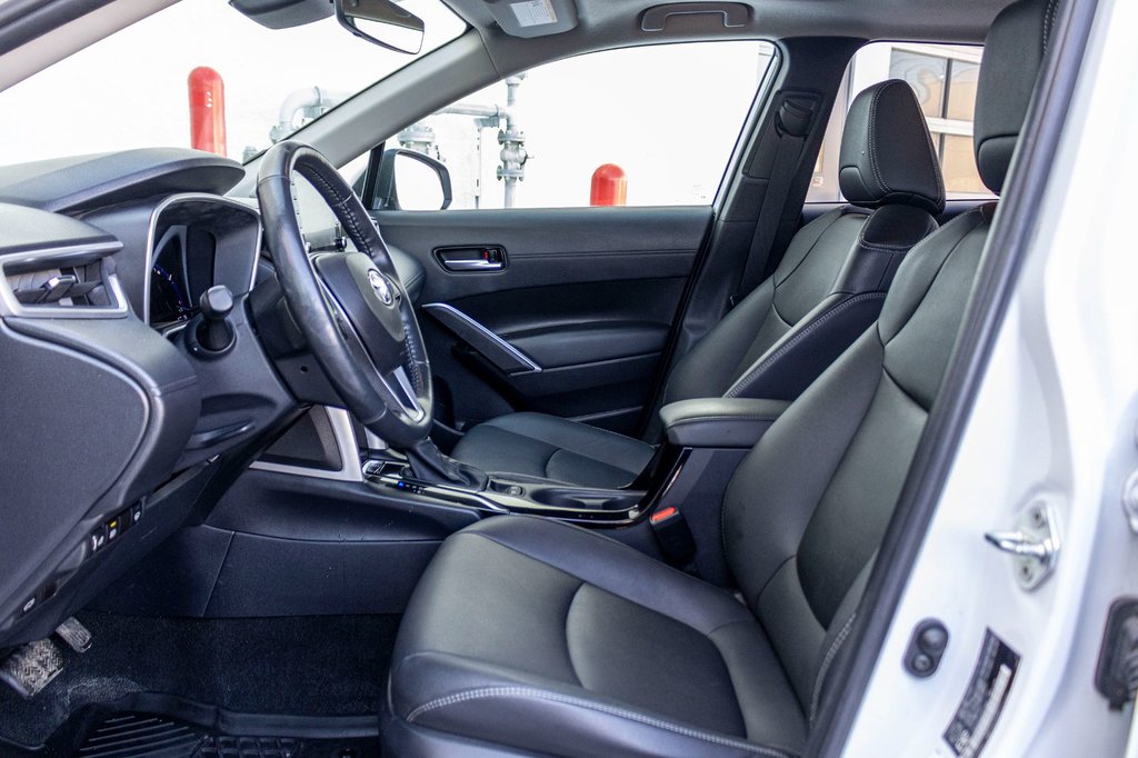 Toyota Corolla Cross XLE AWD **JAMAIS ACCIDENTÉ+CUIR+TOIT+JBL+CARPLAY** 2022 à Saint-Jérôme, Québec - 24 - w1024h768px