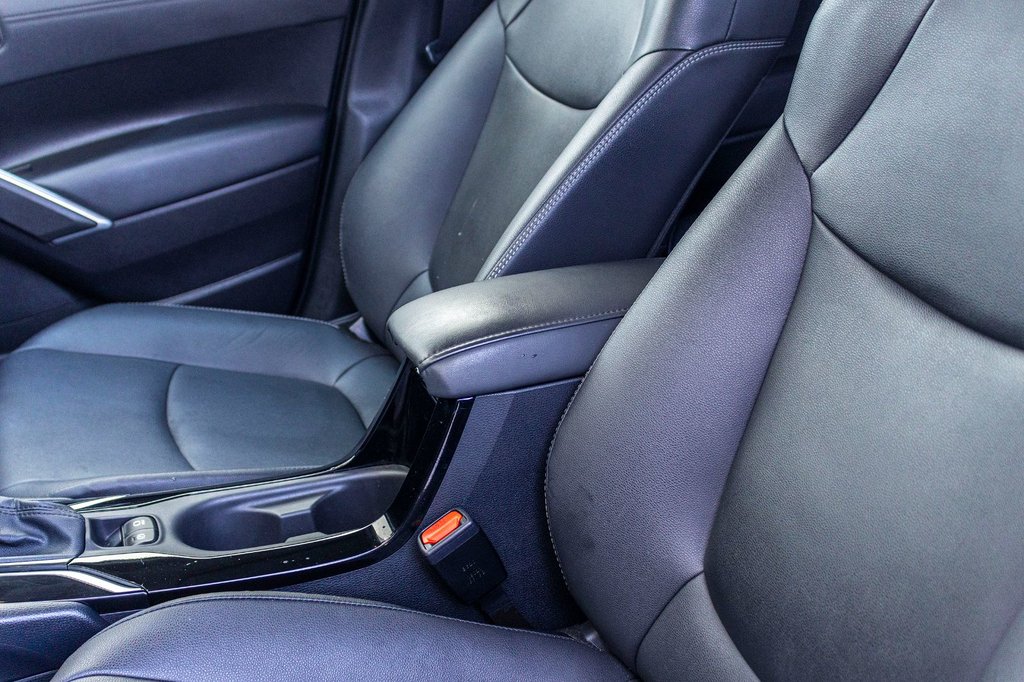 Toyota Corolla Cross XLE AWD **JAMAIS ACCIDENTÉ+CUIR+TOIT+JBL+CARPLAY** 2022 à Saint-Jérôme, Québec - 27 - w1024h768px