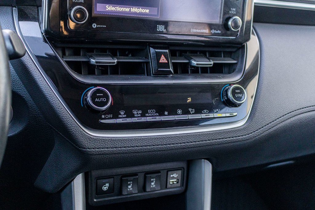 Toyota Corolla Cross XLE AWD **JAMAIS ACCIDENTÉ+CUIR+TOIT+JBL+CARPLAY** 2022 à Saint-Jérôme, Québec - 14 - w1024h768px