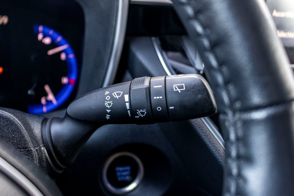 Toyota Corolla Cross XLE AWD **JAMAIS ACCIDENTÉ+CUIR+TOIT+JBL+CARPLAY** 2022 à Saint-Jérôme, Québec - 20 - w1024h768px