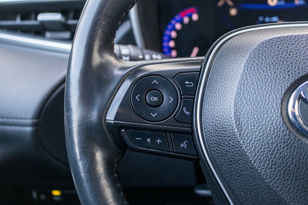 Toyota Corolla Cross XLE AWD **JAMAIS ACCIDENTÉ+CUIR+TOIT+JBL+CARPLAY** 2022 à Saint-Jérôme, Québec - 11 - w1024h768px