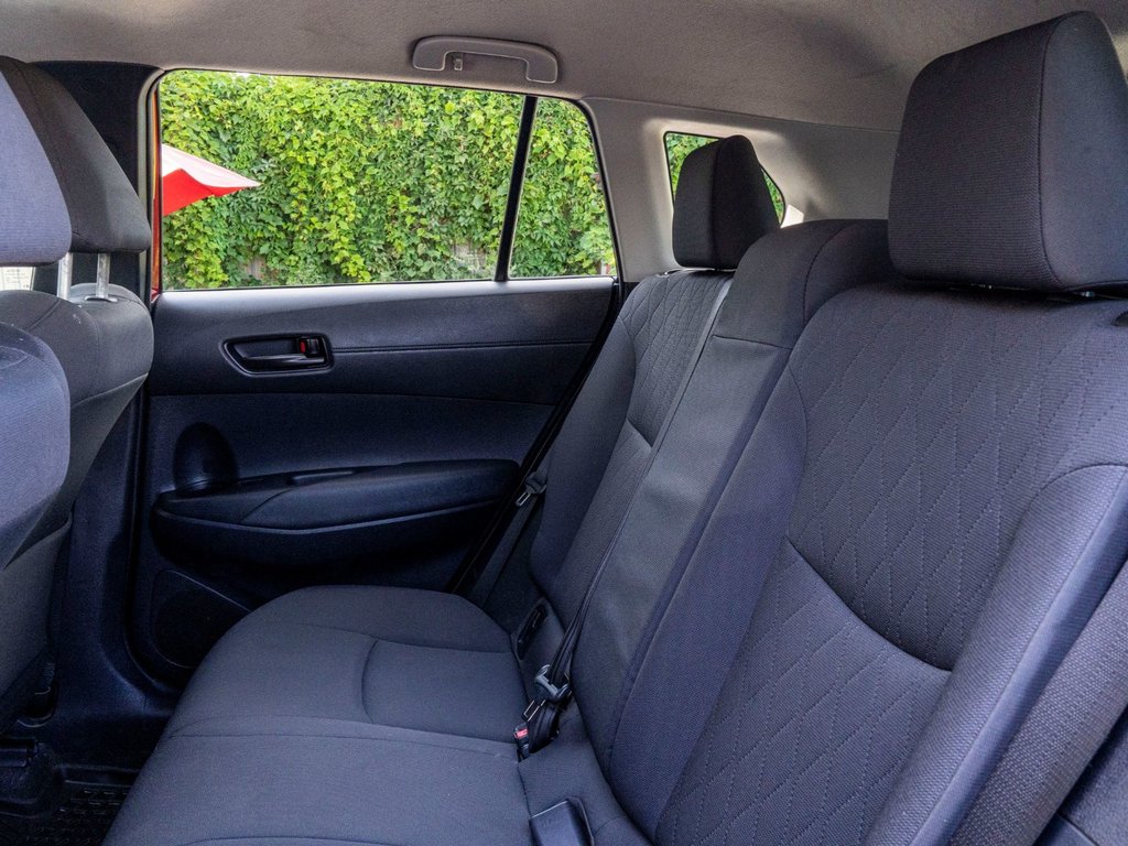 2022 Toyota Corolla Cross LE AWD**JAMAIS ACCIDENTÉ + SIÈGES AVANT CHAUFFANTS in Saint-Jérôme, Quebec - 23 - w1024h768px