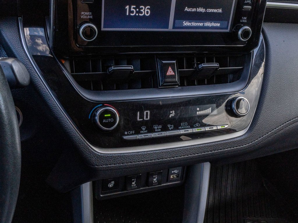 2022 Toyota Corolla Cross LE AWD**JAMAIS ACCIDENTÉ + SIÈGES AVANT CHAUFFANTS in Saint-Jérôme, Quebec - 13 - w1024h768px
