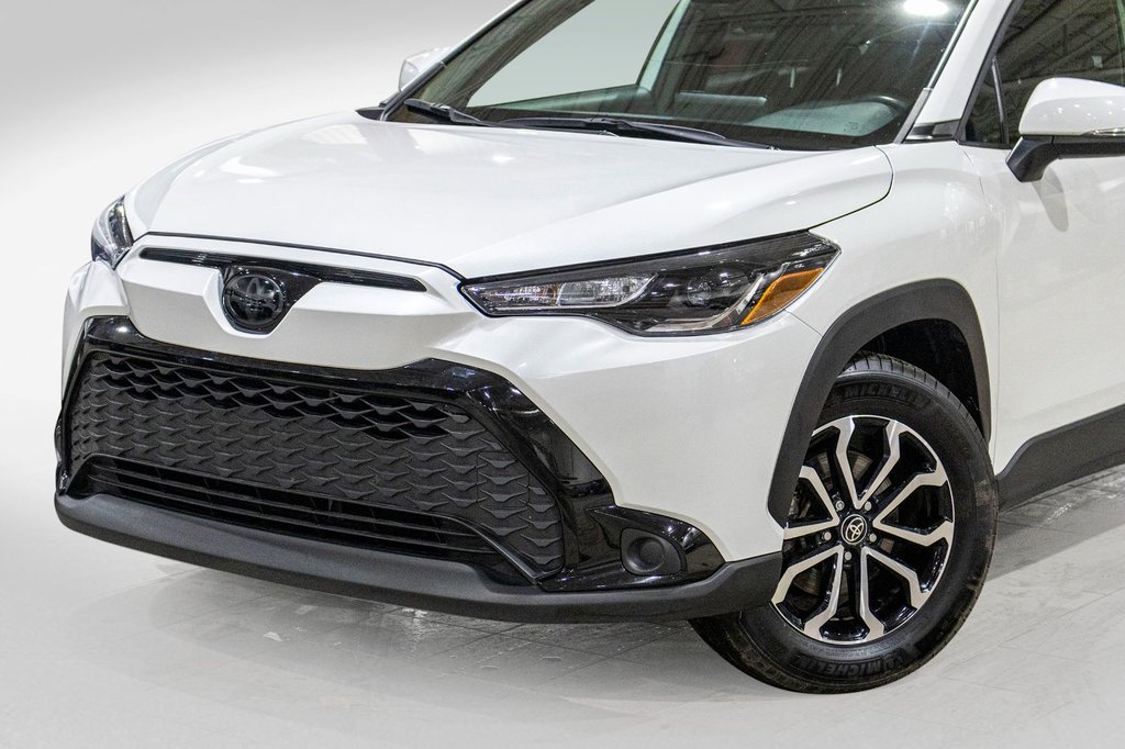 Toyota Corolla Cross hybride 2023 à Charlemagne, Québec - 32 - w1024h768px