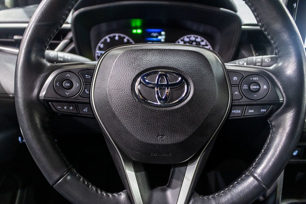 Toyota Corolla Cross hybride 2023 à Charlemagne, Québec - 9 - w1024h768px