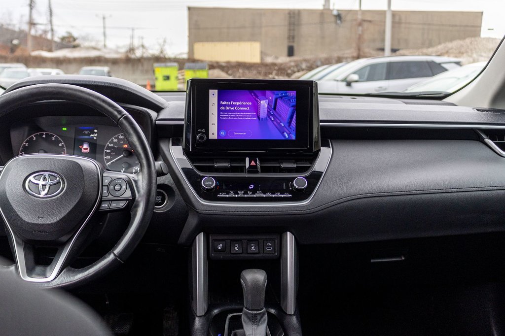 Toyota Corolla Cross LE AWD **JAMAIS ACCIDENTÉ+CARPLAY+CAMÉRA** 2023 à Charlemagne, Québec - 9 - w1024h768px