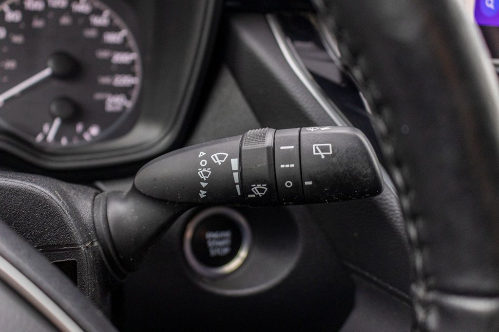 Toyota Corolla Cross LE AWD **JAMAIS ACCIDENTÉ+CARPLAY+CAMÉRA** 2023 à Charlemagne, Québec - 20 - w1024h768px