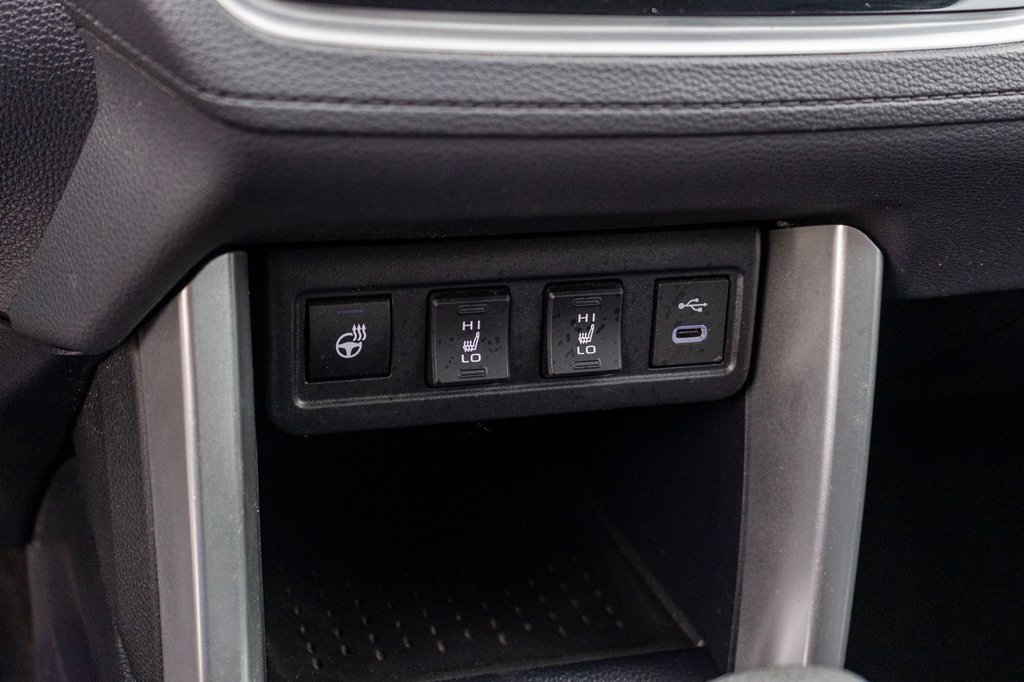 Toyota Corolla Cross LE AWD **JAMAIS ACCIDENTÉ+CARPLAY+CAMÉRA** 2023 à Charlemagne, Québec - 17 - w1024h768px