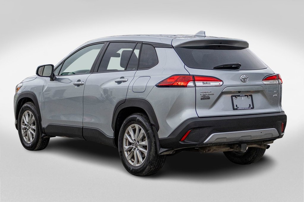 Toyota Corolla Cross LE AWD **JAMAIS ACCIDENTÉ+CARPLAY+CAMÉRA** 2023 à Charlemagne, Québec - 4 - w1024h768px