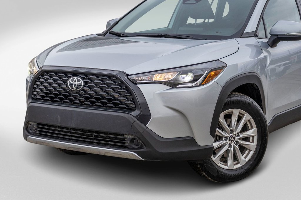 Toyota Corolla Cross LE AWD **JAMAIS ACCIDENTÉ+CARPLAY+CAMÉRA** 2023 à Charlemagne, Québec - 33 - w1024h768px