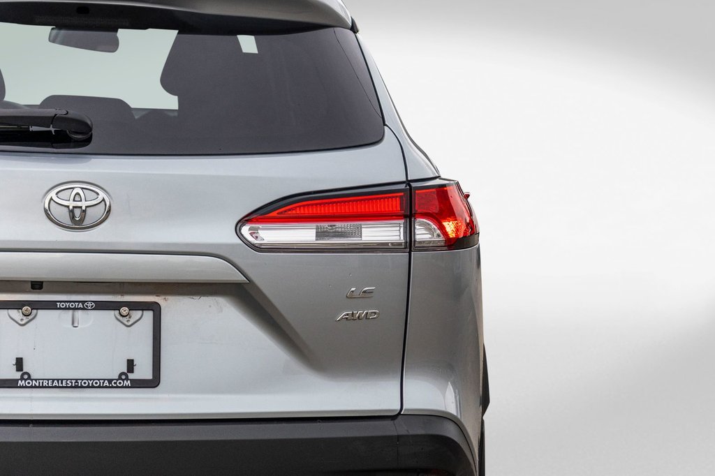 Toyota Corolla Cross LE AWD **JAMAIS ACCIDENTÉ+CARPLAY+CAMÉRA** 2023 à Charlemagne, Québec - 32 - w1024h768px