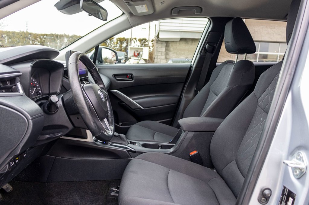 Toyota Corolla Cross LE AWD **JAMAIS ACCIDENTÉ+CARPLAY+CAMÉRA** 2023 à Charlemagne, Québec - 24 - w1024h768px