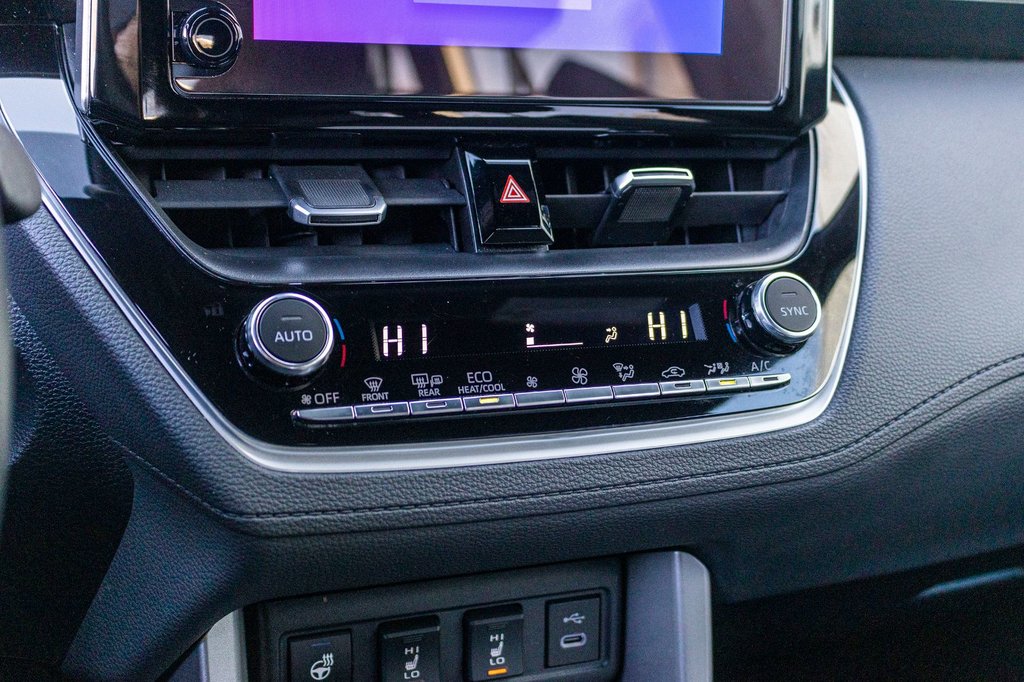 Toyota COROLLA CROSS HYBRIDE XSE 2023 à Charlemagne, Québec - 14 - w1024h768px