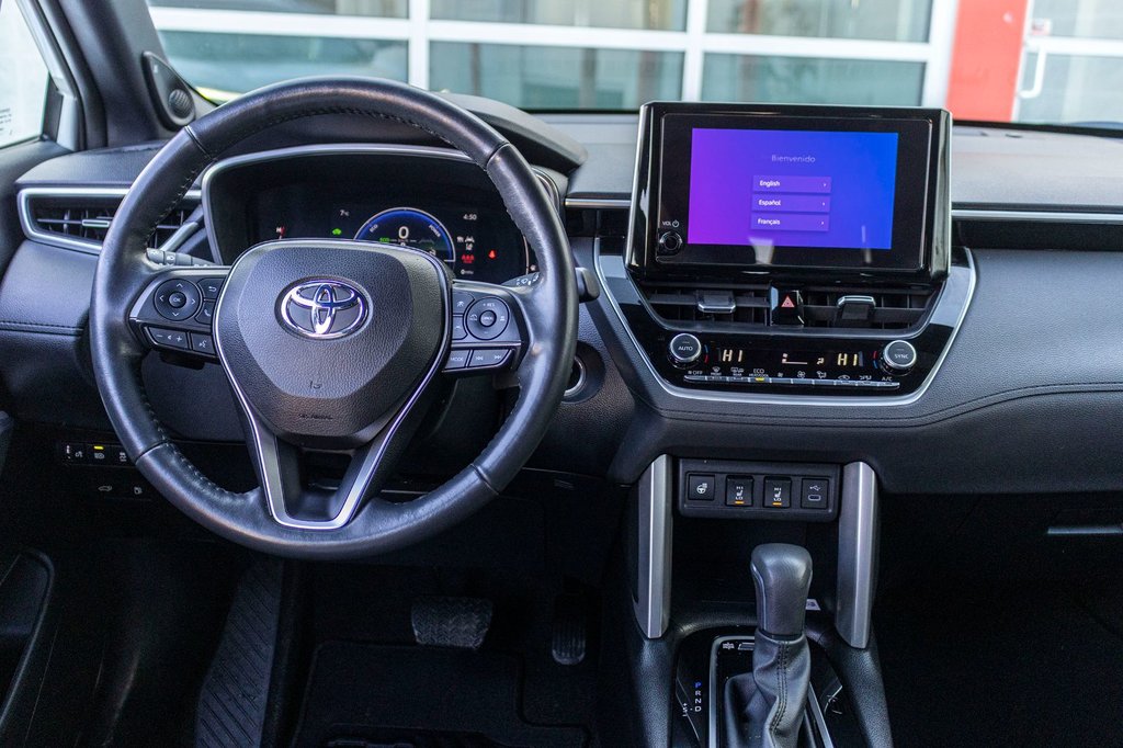 Toyota COROLLA CROSS HYBRIDE XSE 2023 à Charlemagne, Québec - 8 - w1024h768px