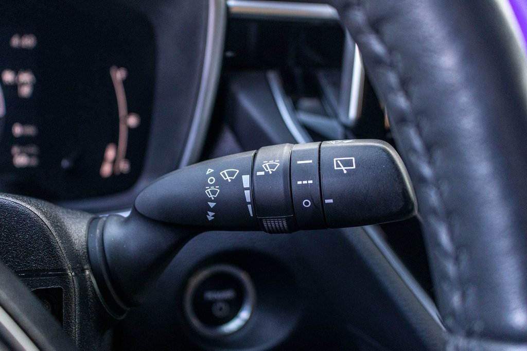 Toyota COROLLA CROSS HYBRIDE XSE 2023 à Charlemagne, Québec - 20 - w1024h768px